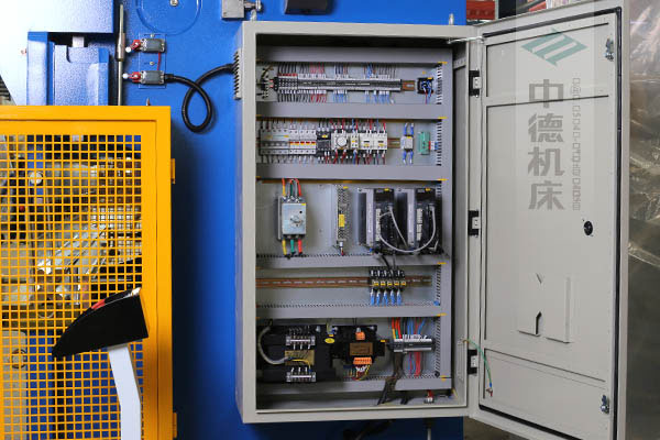 ZDPK-10032采用法國進(jìn)口施耐德元?dú)饧€(wěn)定耐用壽命長 ZDPK-10032采用法國進(jìn)口施耐德元?dú)饧€(wěn)定耐用壽命長